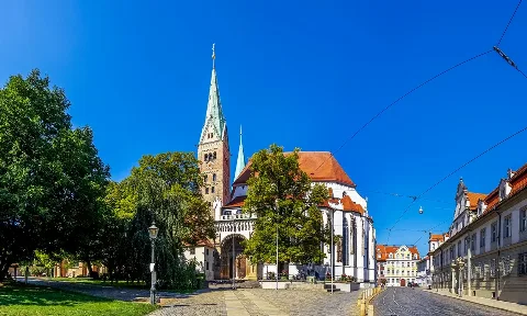 Augsburg'da Profesyonel Otel Tasfiyesi